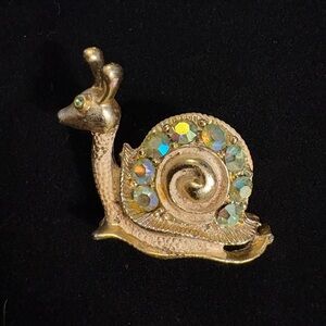 Vintage Snail Brooch Rhinestone Shell Gold Tone Figural Animal Pin 1”  Whimsical